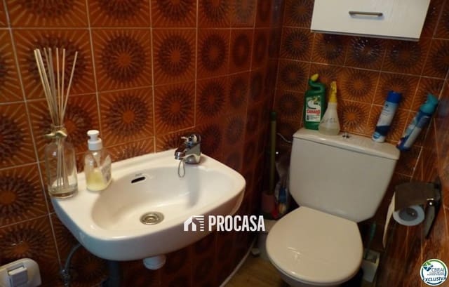 3 chambre Appartement à vendre à Empuriabrava, Castelló d'Empúries avec garage - 290 000 € (Ref: 9403750)