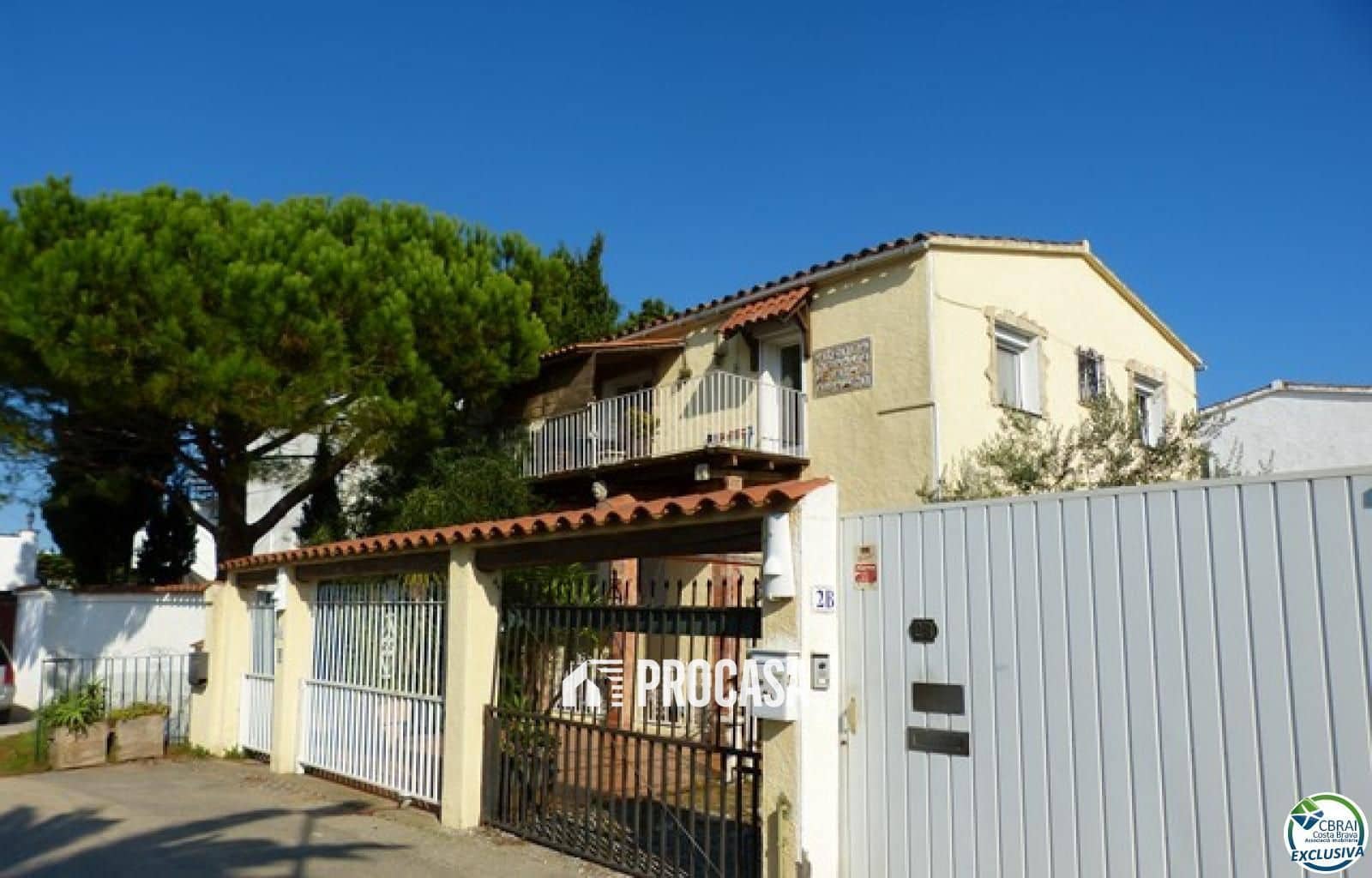 3 chambre Appartement à vendre à Empuriabrava avec garage - 290 000 € (Ref: 9403750)