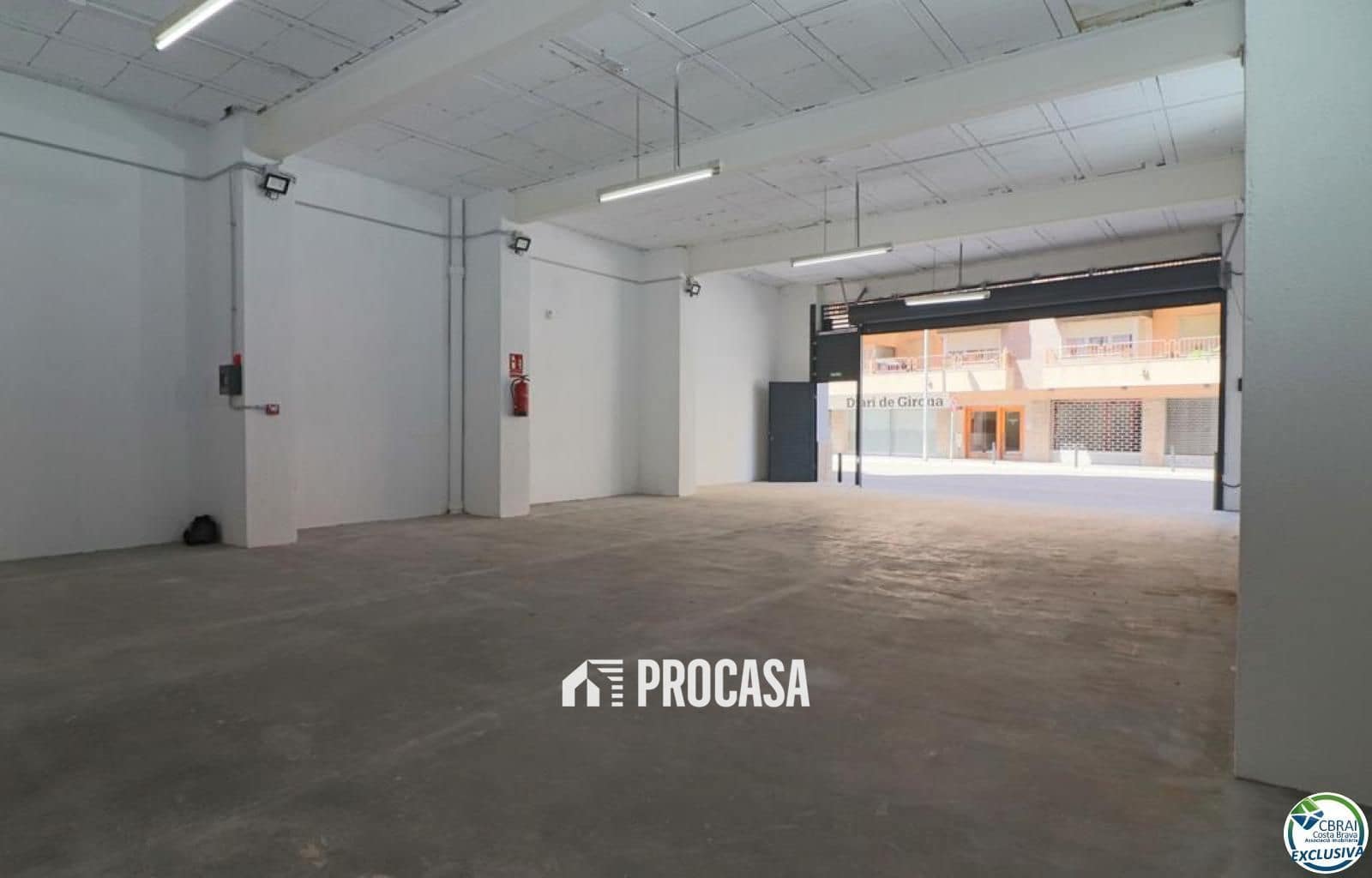 Commercieel te koop in Figueres - € 135.000 (Ref: 9409702)