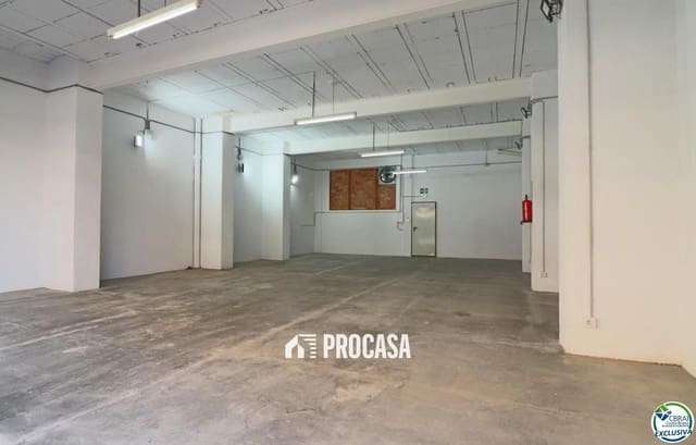 Erhverv til salg i Figueres - € 135.000 (Ref: 9409702)