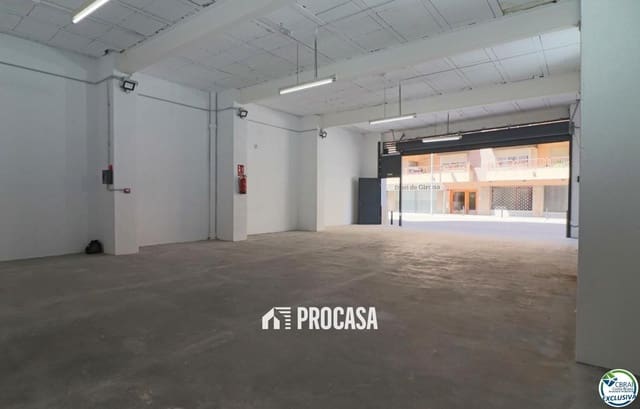 Erhverv til salg i Figueres - € 135.000 (Ref: 9409702)