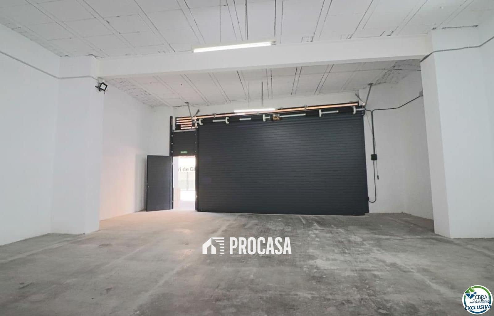 Commercieel te koop in Figueres - € 135.000 (Ref: 9409702)