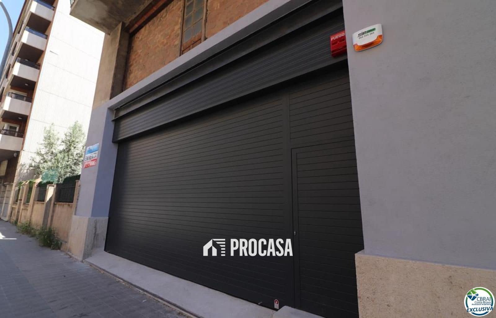 Commercieel te koop in Figueres - € 135.000 (Ref: 9409702)