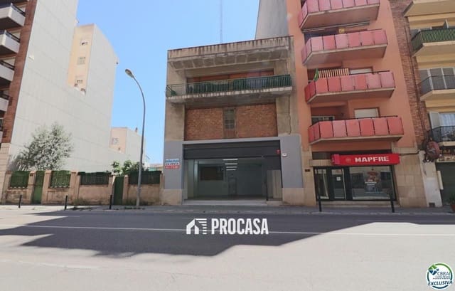 Erhverv til salg i Figueres - € 135.000 (Ref: 9409702)