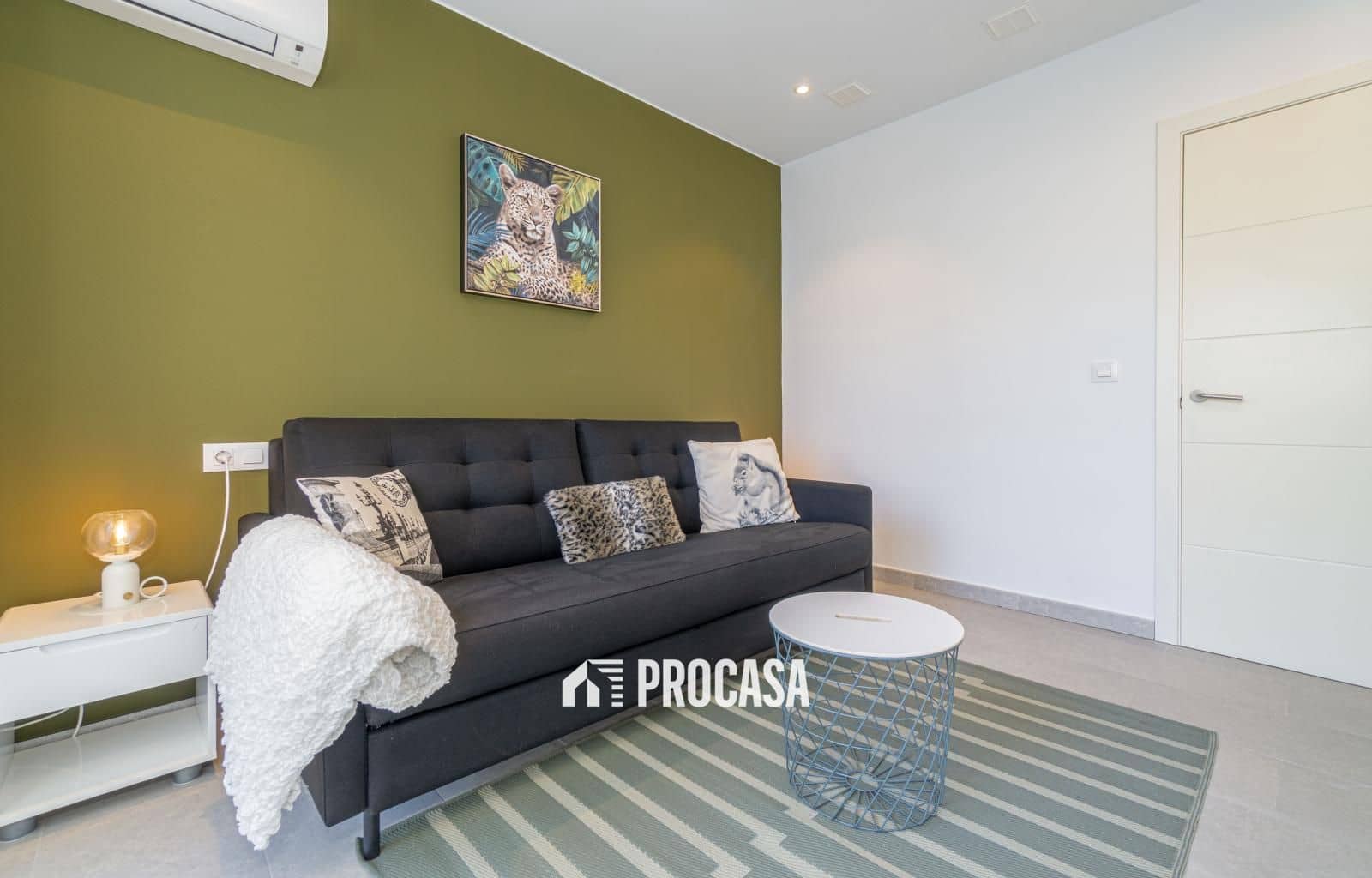 5 bedroom Villa for sale in Empuriabrava with pool garage - € 1,259,000 (Ref: 9412287)