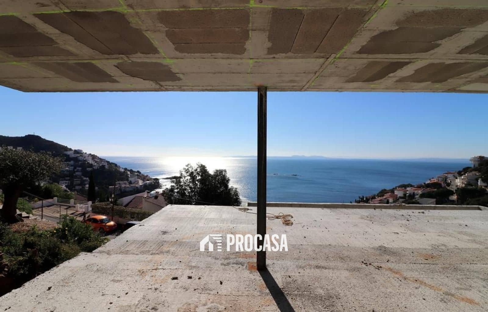 4 Zimmer Villa zu verkaufen in Roses mit Pool - 1.045.000 € (Ref: 9423984)