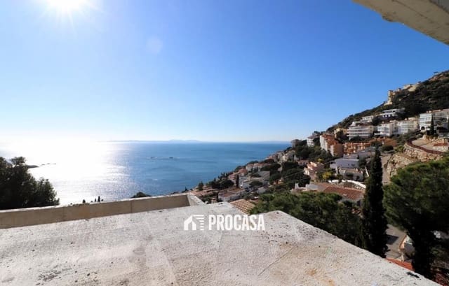 4 Zimmer Villa zu verkaufen in Roses mit Pool - 1.045.000 € (Ref: 9423984)