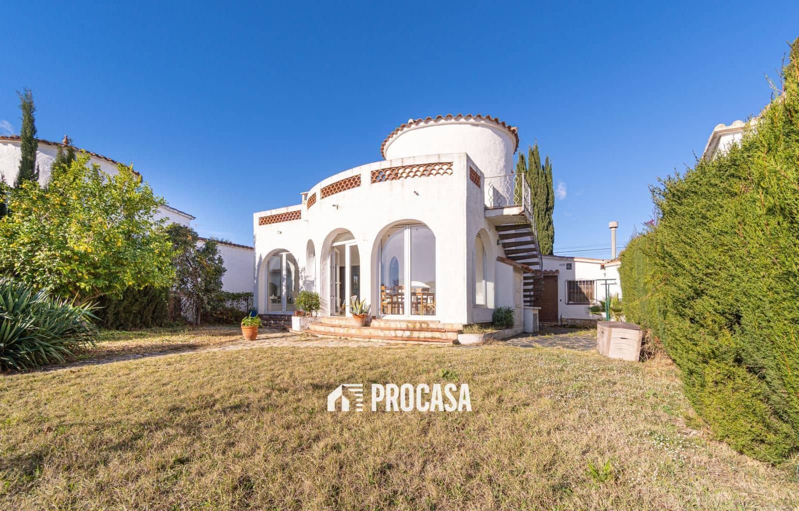 3 chambre Villa/Maison à vendre à Empuriabrava avec garage - 860 000 € (Ref: 9425849)