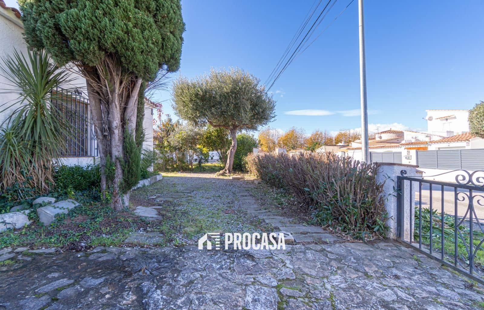 3 chambre Villa/Maison à vendre à Empuriabrava avec garage - 860 000 € (Ref: 9425849)