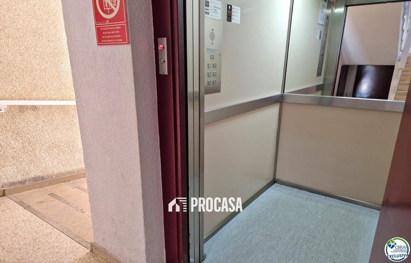 2 bedroom Flat for sale in Roses - € 225,000 (Ref: 9425850)