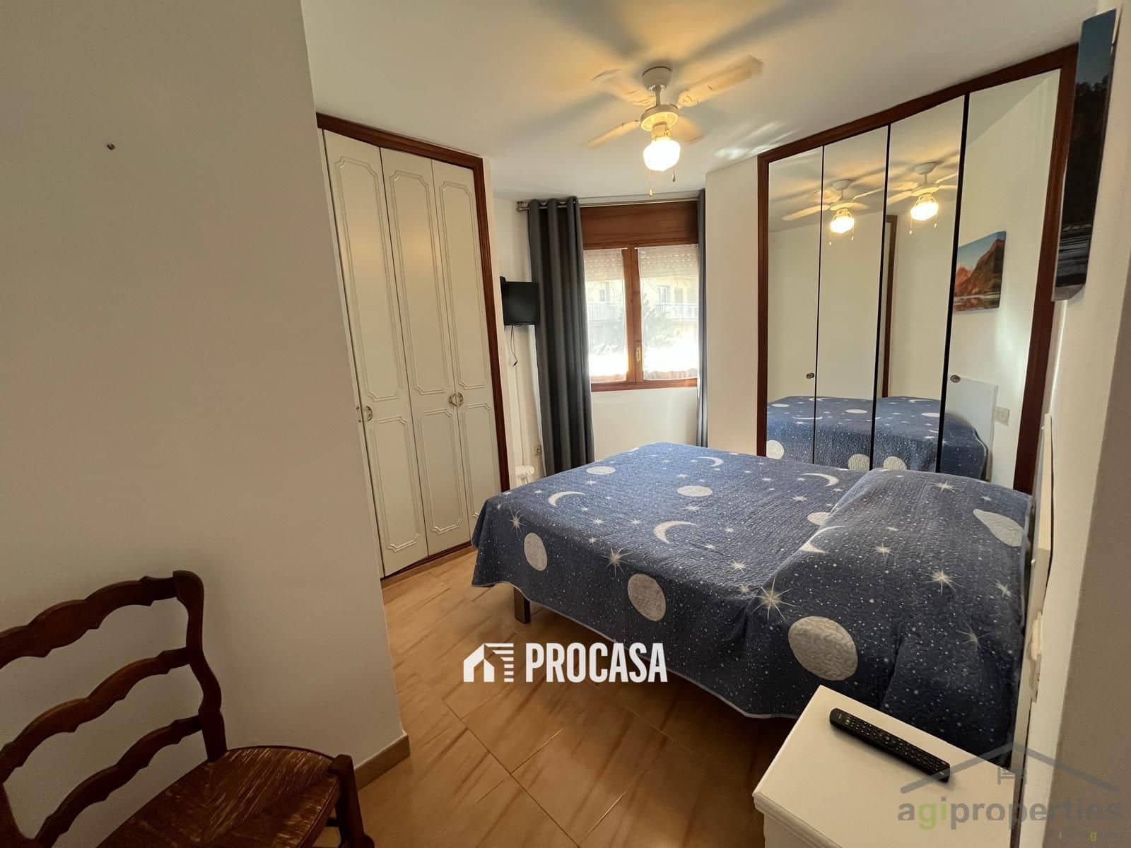 3 makuuhuone Asunto myytävänä paikassa Roses - 230 000 € (Ref: 9427993)