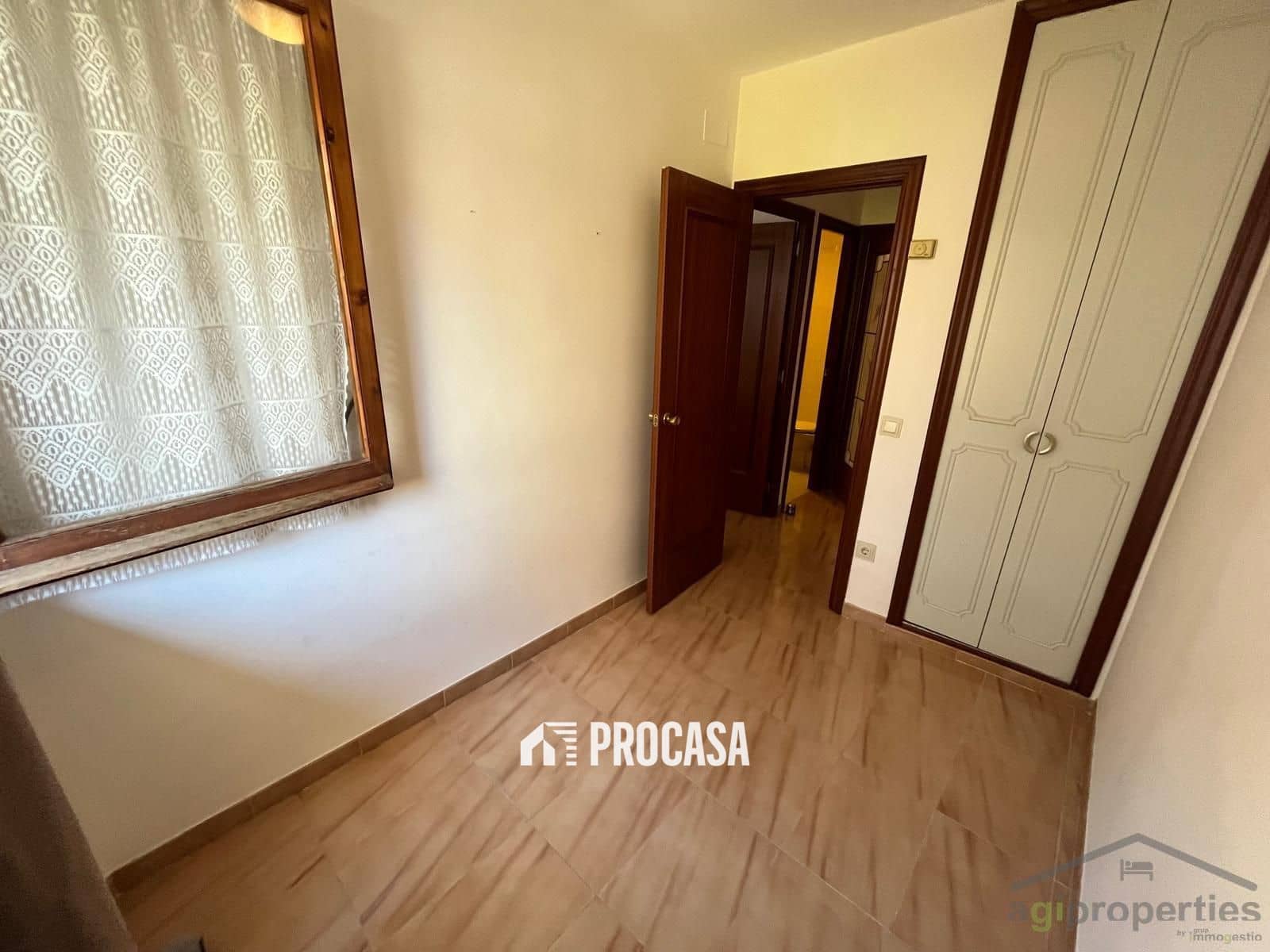 3 makuuhuone Asunto myytävänä paikassa Roses - 230 000 € (Ref: 9427993)