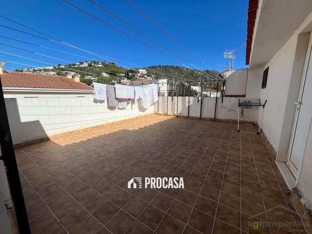 3 makuuhuone Asunto myytävänä paikassa Roses - 258 000 € (Ref: 9427993)