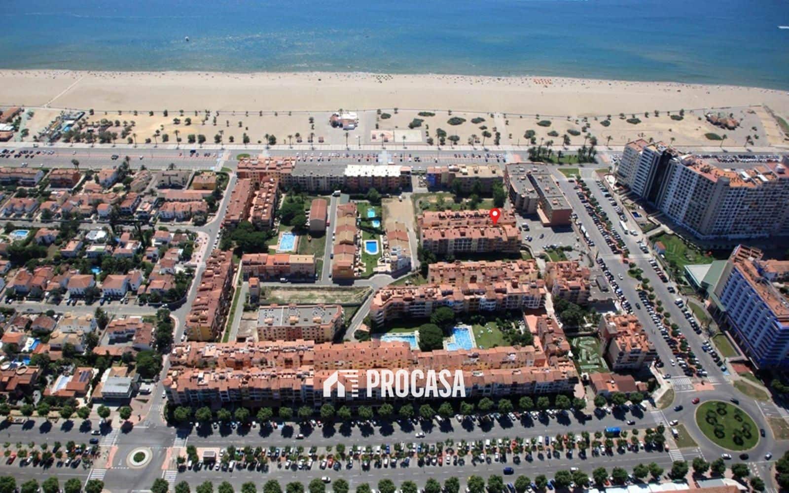 2 soveværelse Lejlighed til salg i Empuriabrava med swimmingpool - € 195.000 (Ref: 9428233)