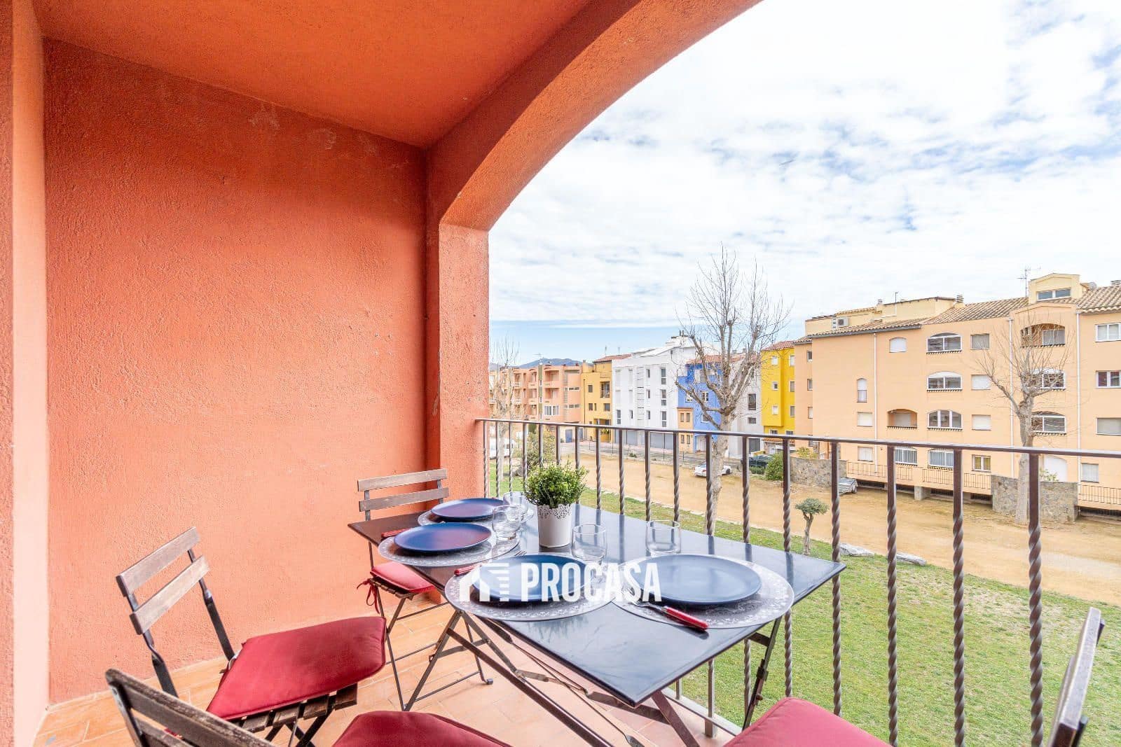 2 soveværelse Lejlighed til salg i Empuriabrava med swimmingpool - € 195.000 (Ref: 9428233)