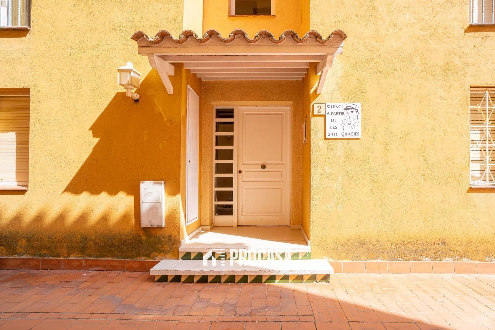 2 soveværelse Lejlighed til salg i Empuriabrava med swimmingpool - € 195.000 (Ref: 9428233)