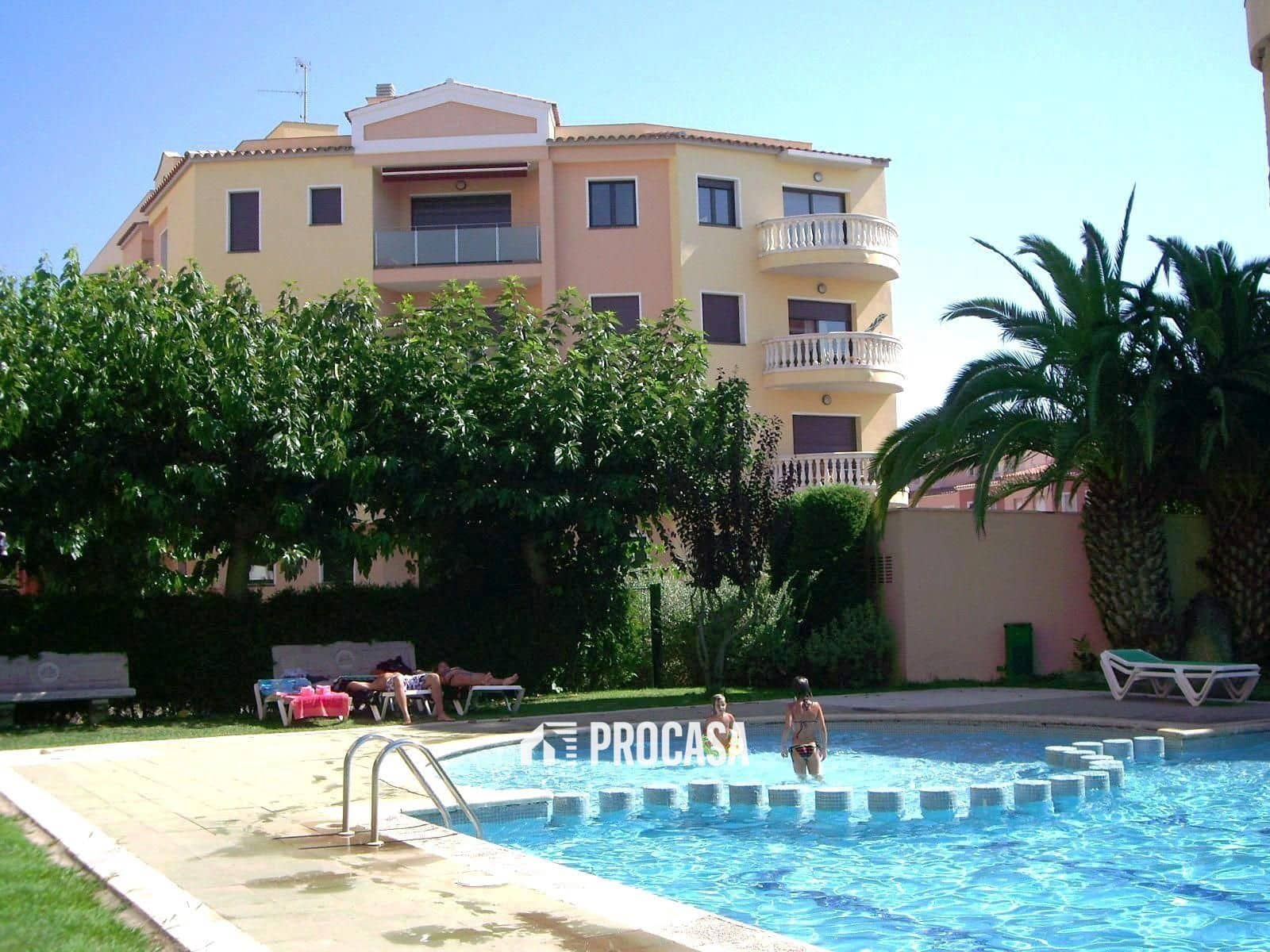 2 soveværelse Lejlighed til salg i Empuriabrava med swimmingpool - € 195.000 (Ref: 9428233)