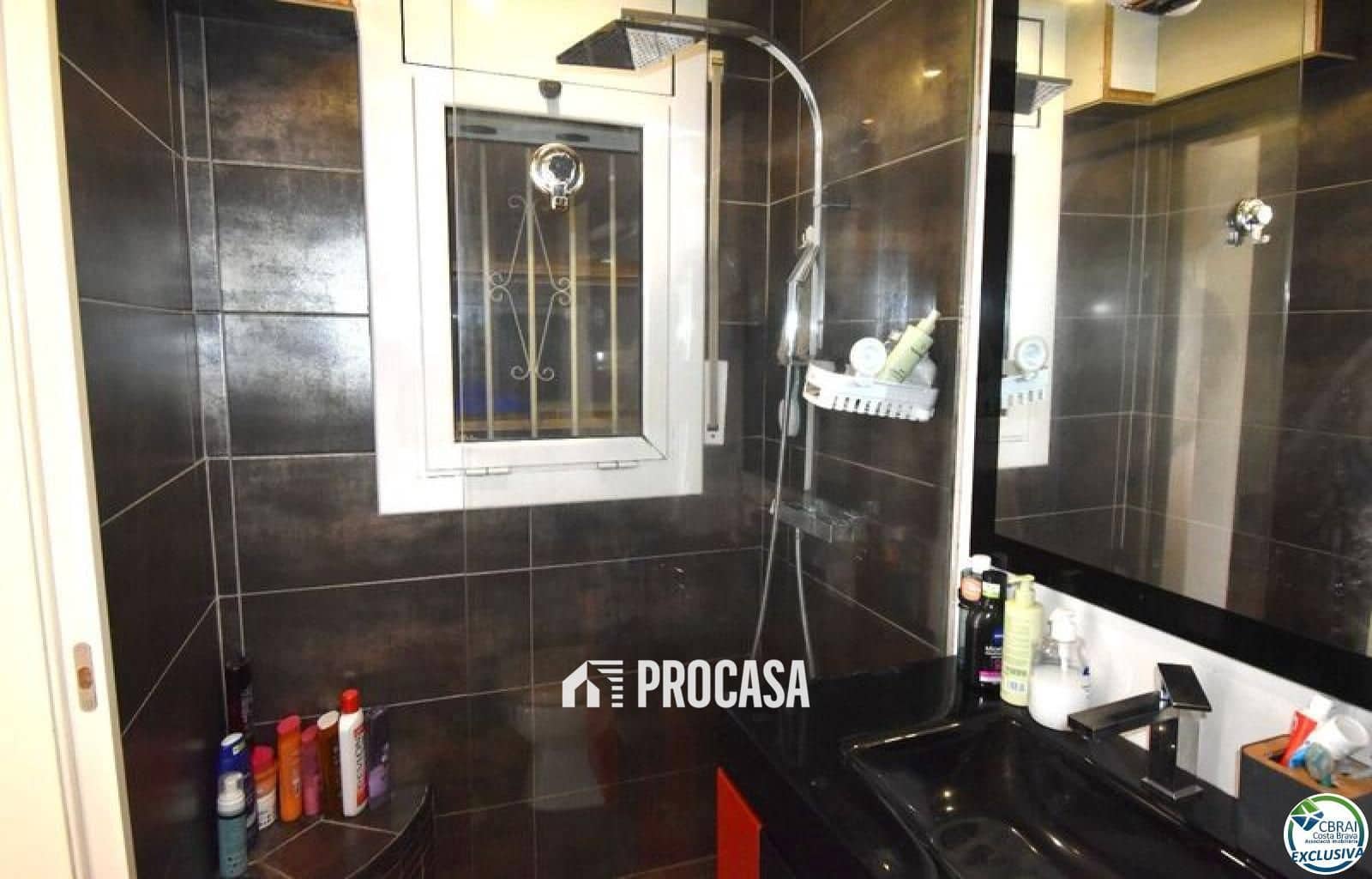 2 sovrum Villa till salu i Empuriabrava - 395 000 € (Ref: 9431929)