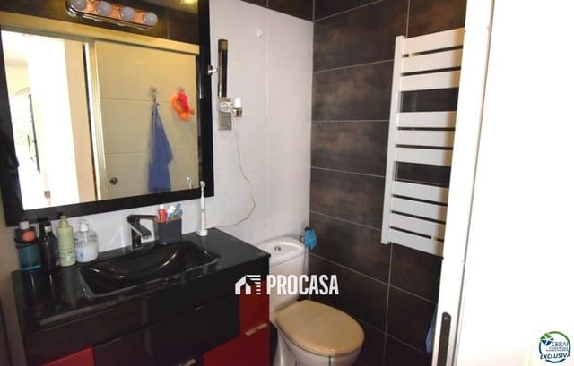 2 sovrum Villa till salu i Empuriabrava, Castelló d'Empúries - 395 000 € (Ref: 9431929)