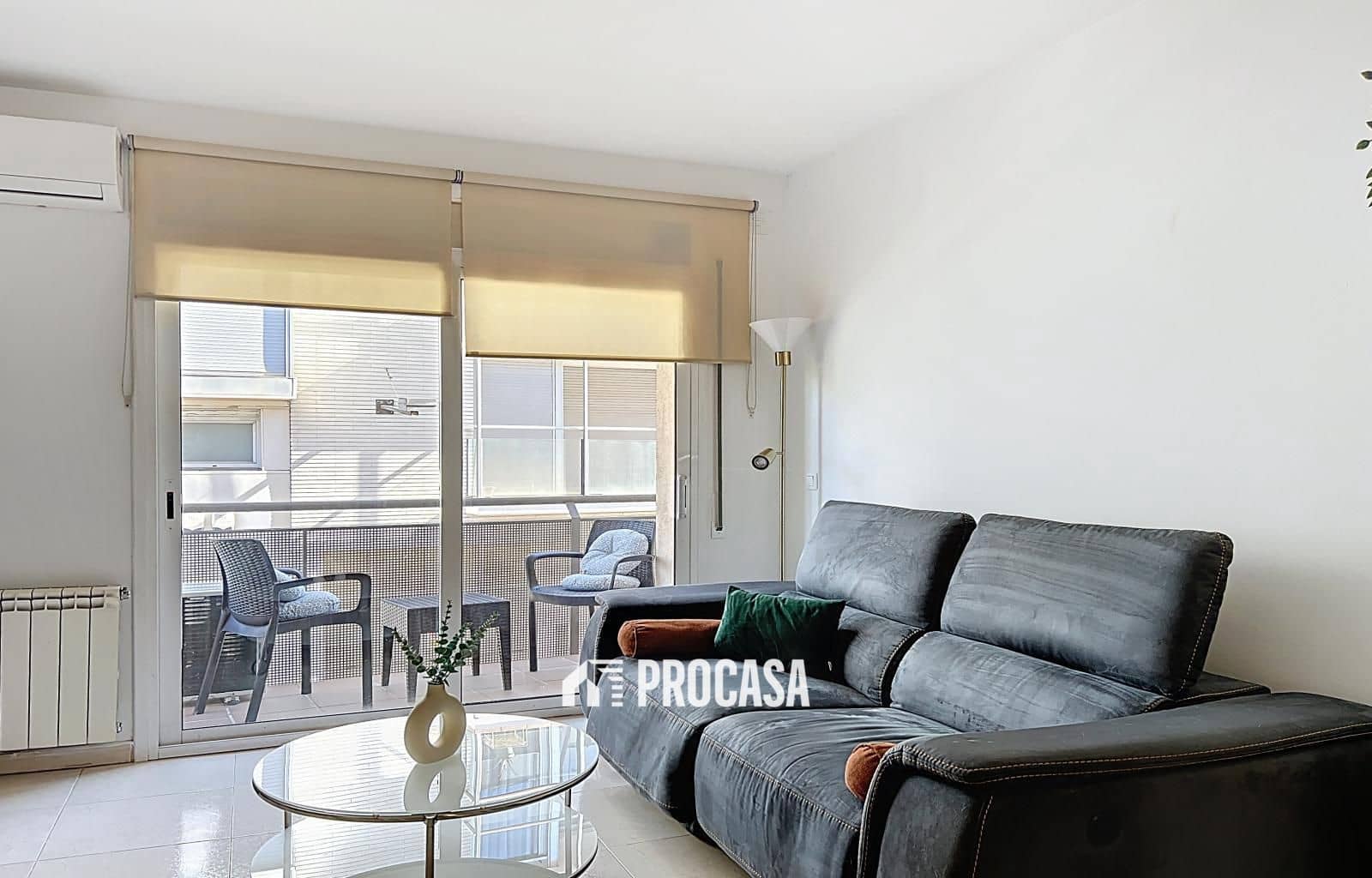 2 bedroom Flat for sale in Roses - € 185,000 (Ref: 9436007)