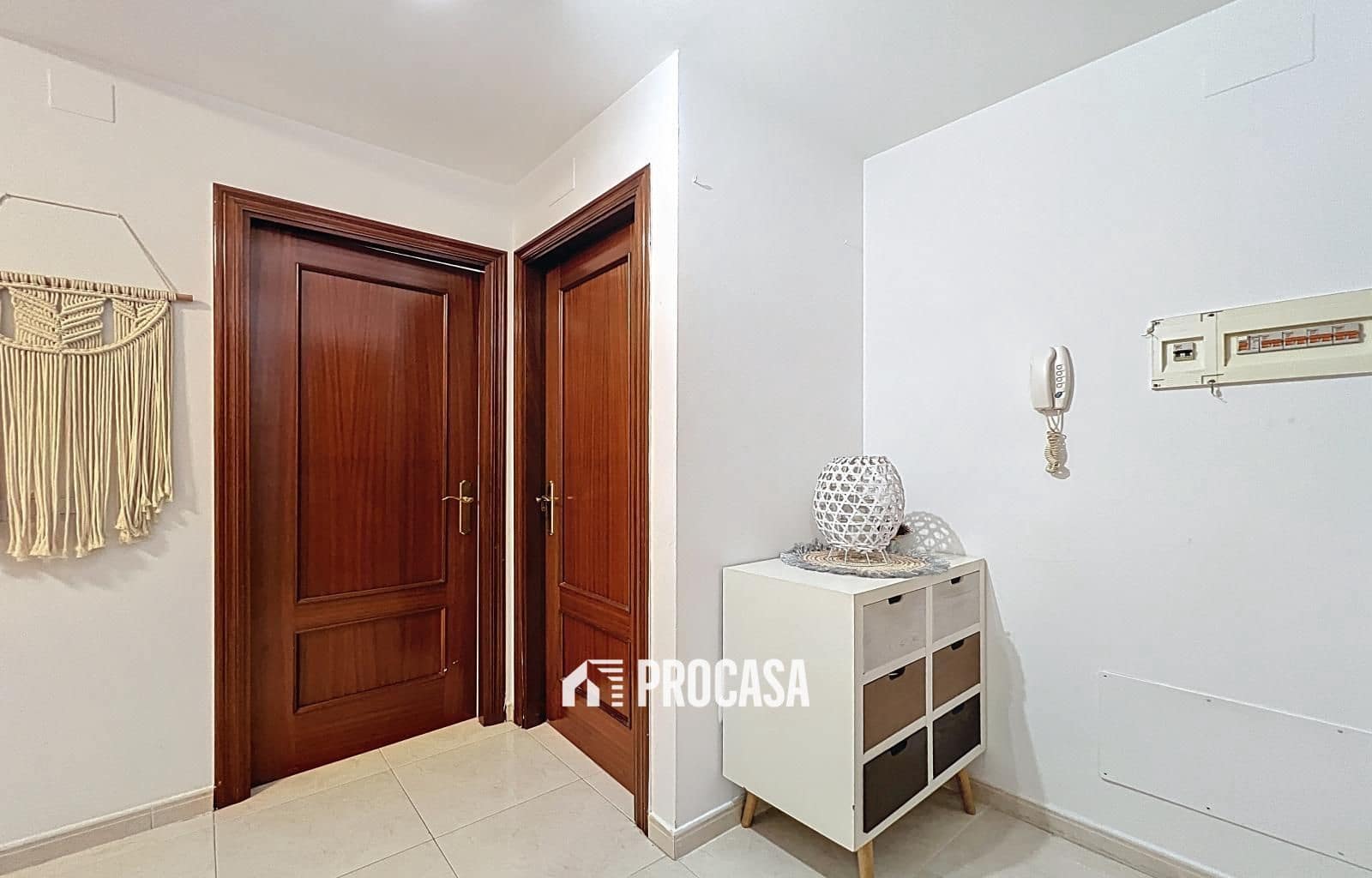 2 bedroom Flat for sale in Roses - € 185,000 (Ref: 9436007)