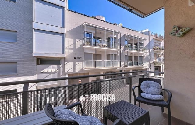 2 slaapkamer Flat te koop in Roses - € 185.000 (Ref: 9436007)