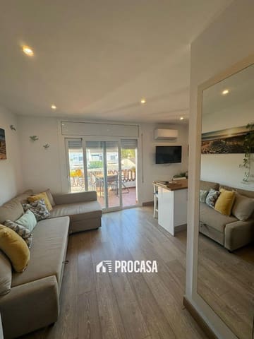 Piso de 1 habitación en Empuriabrava, Castelló d'Empúries en venta con piscina - 170.000 € (Ref: 9443985)