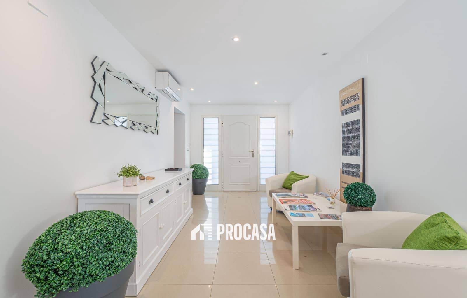 7 soveværelse Villa til salg i Empuriabrava med swimmingpool garage - € 1.450.000 (Ref: 9444625)