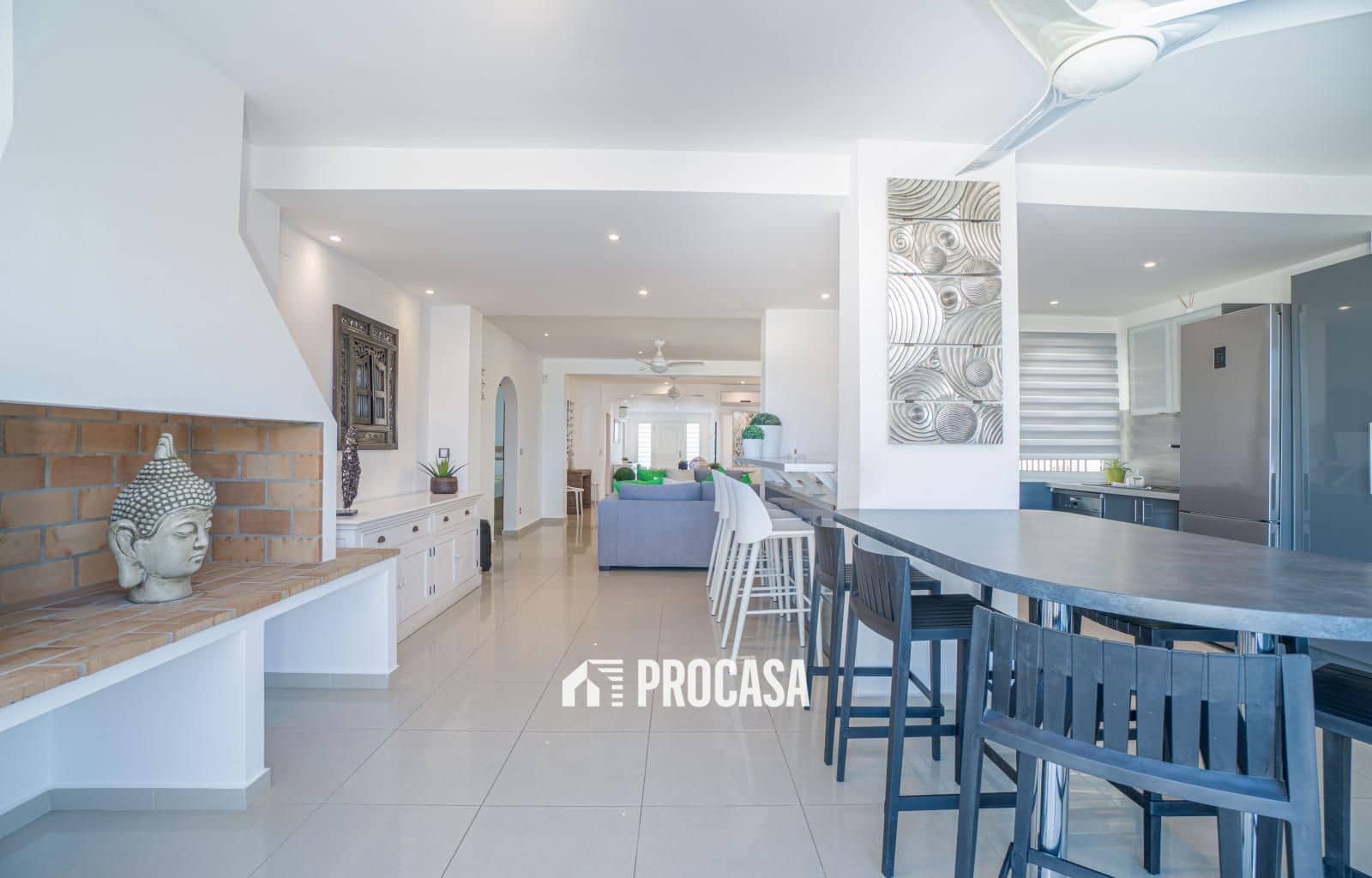 7 soveværelse Villa til salg i Empuriabrava med swimmingpool garage - € 1.450.000 (Ref: 9444625)