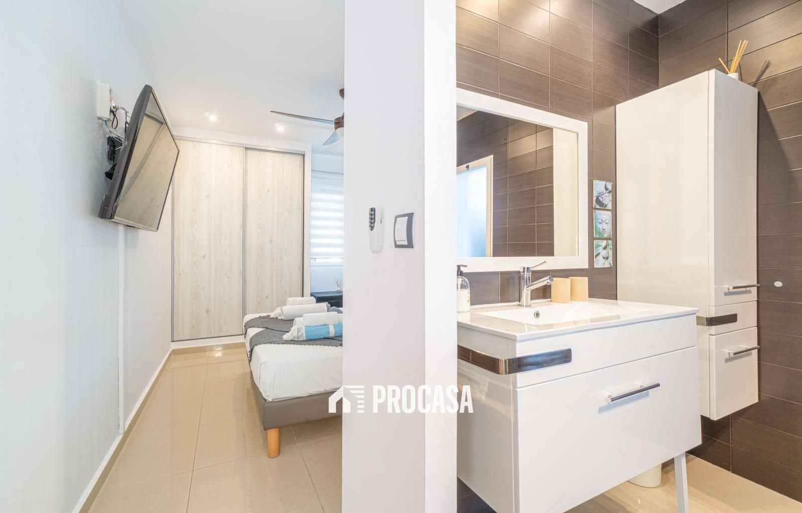 7 soveværelse Villa til salg i Empuriabrava med swimmingpool garage - € 1.450.000 (Ref: 9444625)