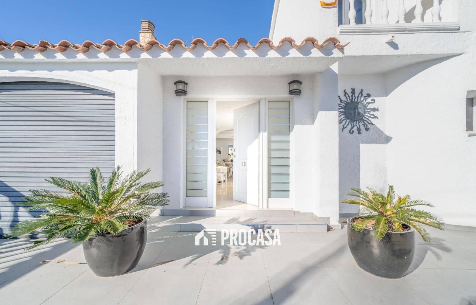 7 soveværelse Villa til salg i Empuriabrava med swimmingpool garage - € 1.450.000 (Ref: 9444625)