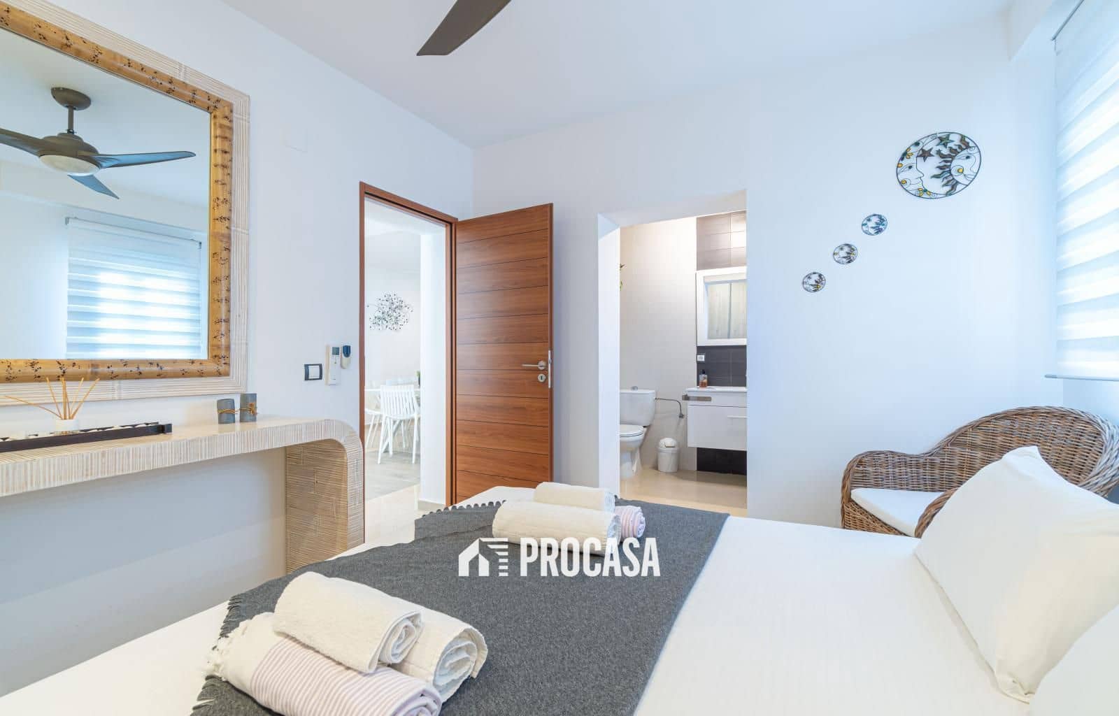 7 soveværelse Villa til salg i Empuriabrava med swimmingpool garage - € 1.450.000 (Ref: 9444625)