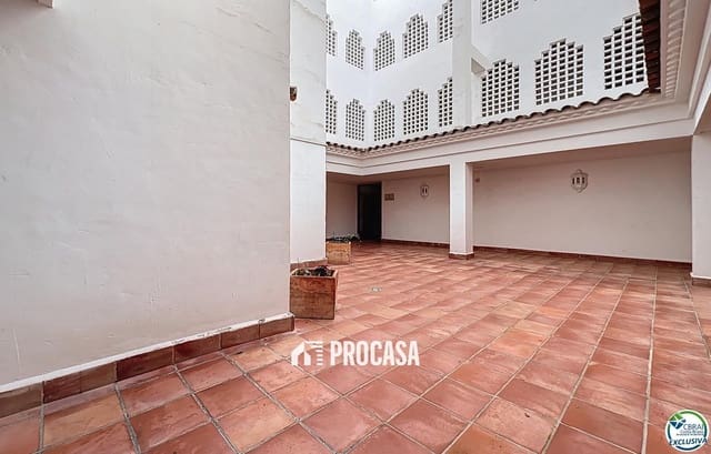 2 sovrum Lägenhet till salu i Santa Margarida, Roses med pool - 165 000 € (Ref: 9449606)