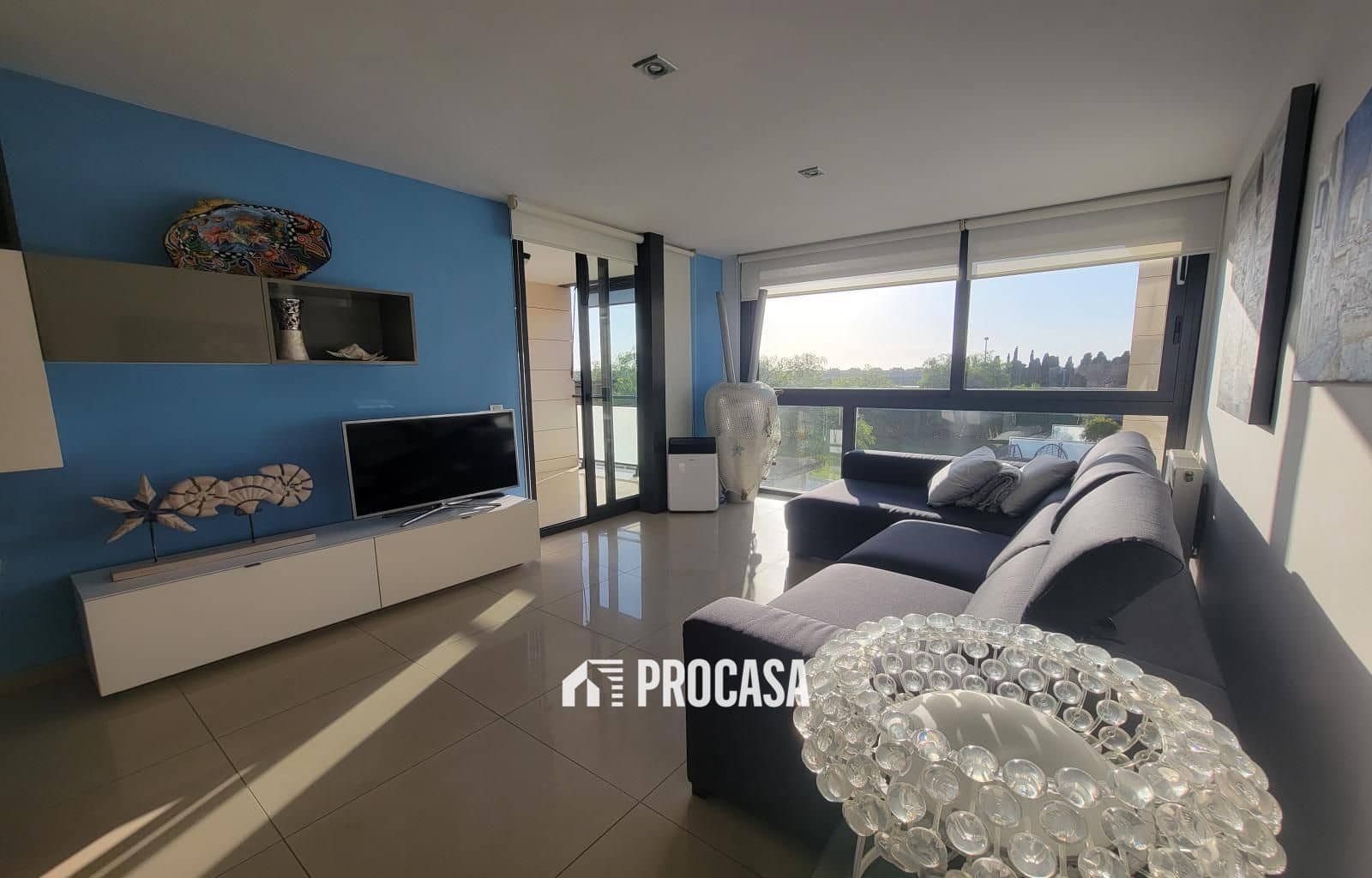 Piso de 3 habitaciones en Roses en venta con piscina garaje - 348.000 € (Ref: 9466106)