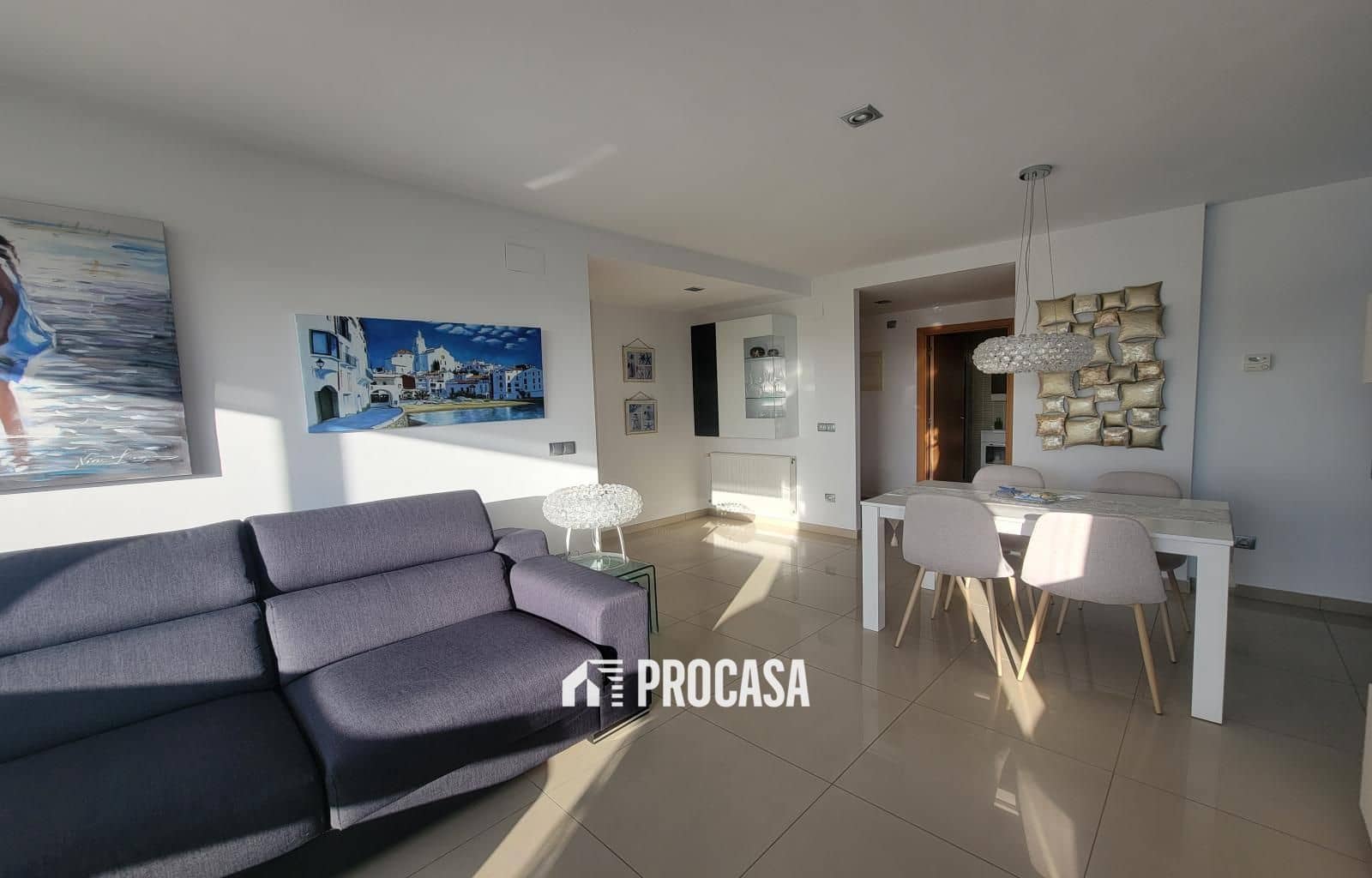 Piso de 3 habitaciones en Roses en venta con piscina garaje - 348.000 € (Ref: 9466106)
