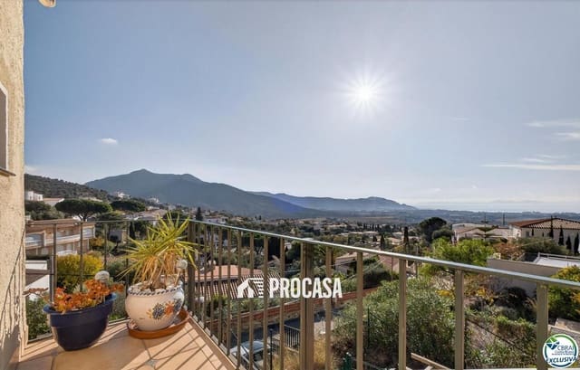 3 sovrum Villa till salu i El Mas Fumats, Roses med garage - 375 000 € (Ref: 9471309)