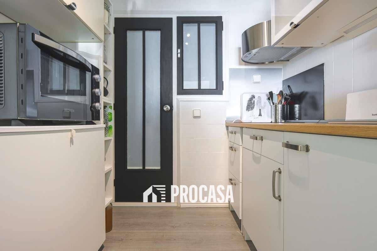 2 bedroom Flat for sale in Roses with garage - € 345,000 (Ref: 9481495)