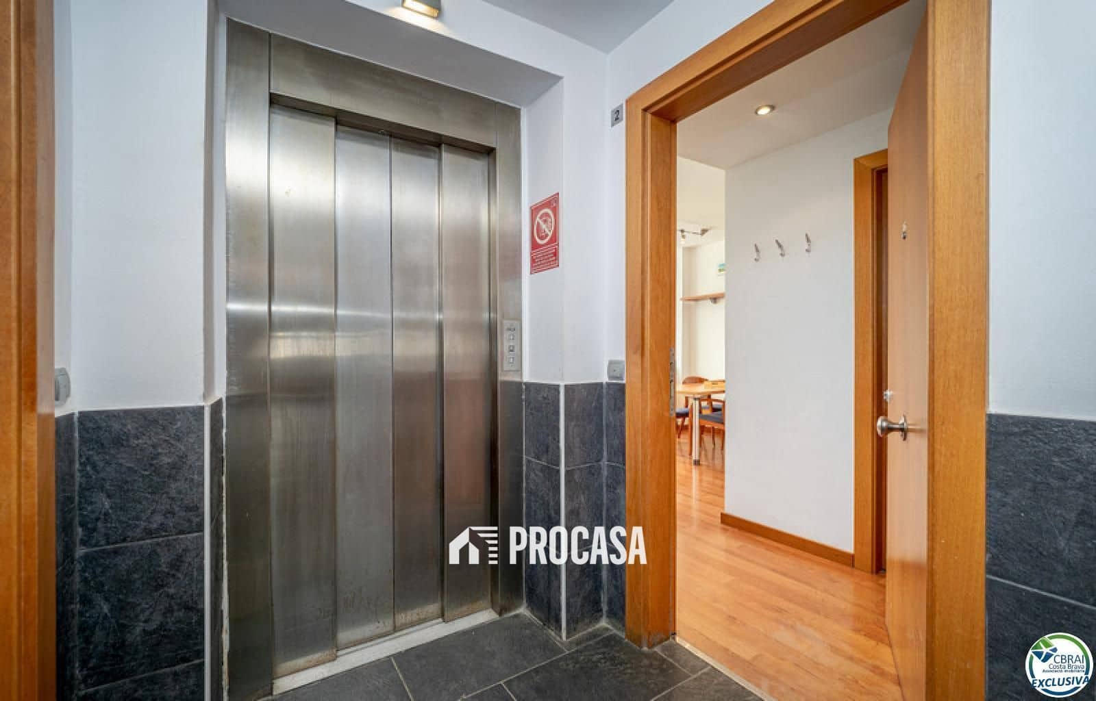 2 bedroom Flat for sale in Empuriabrava - € 163,000 (Ref: 9481496)