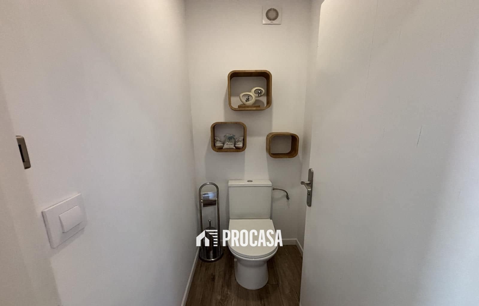 1 bedroom Flat for sale in Roses with pool garage - € 225,000 (Ref: 9491625)