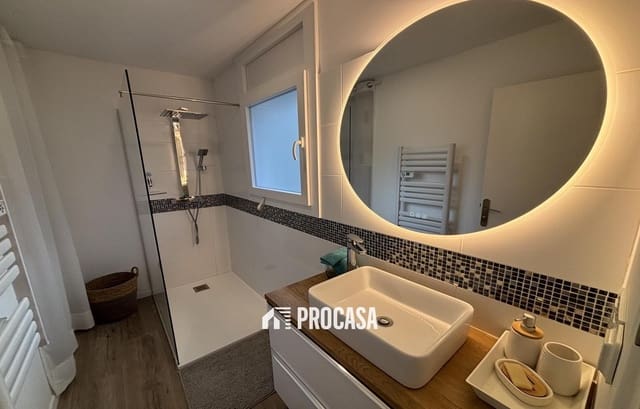 1 sovrum Lägenhet till salu i Roses med pool garage - 225 000 € (Ref: 9491625)