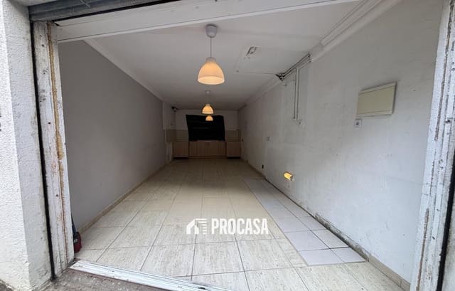 Autotalli myytävänä paikassa Roses - 50 000 € (Ref: 9496392)