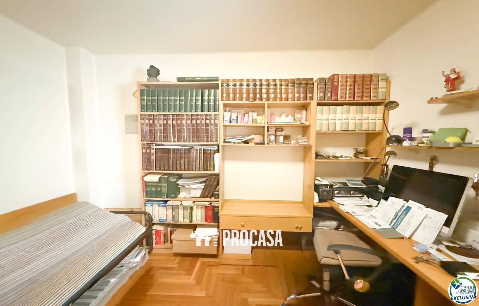 4 makuuhuone Asunto myytävänä paikassa Figueres - 210 000 € (Ref: 9506371)