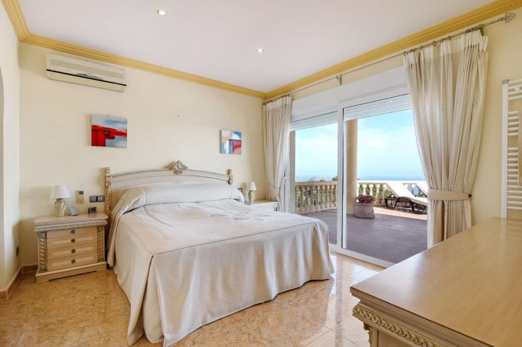 4 quarto Moradia para venda em Moraira com garagem - 1 450 000 € (Ref: 9273208)