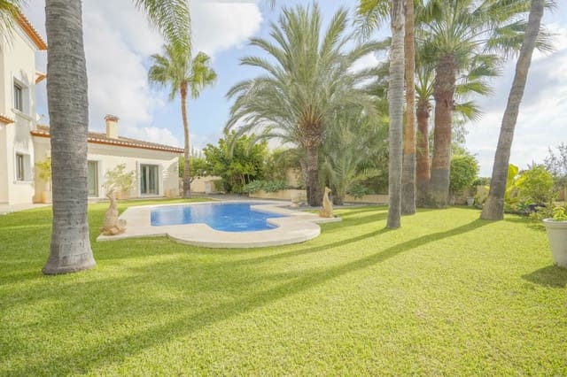 4 bedroom Villa for sale in Benissa - € 1,350,000 (Ref: 9273228)