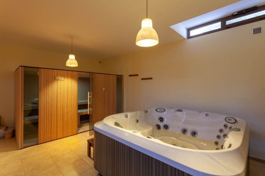 5 sypialnia Willa na sprzedaż w Calpe / Calp z garażem - 2 980 000 € (Ref: 9273229)