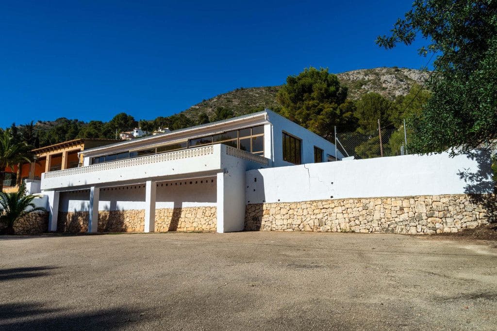 Commerciale in vendita in Alcalali / Alcanali - 299.000 € (Rif: 9273241)