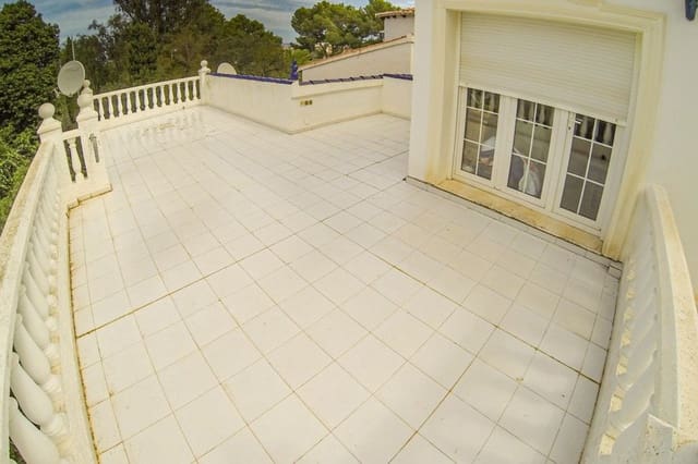 6 makuuhuone Huvila myytävänä paikassa Centro Urbano, Dénia mukana 
autotalli - 790 000 € (Ref: 9273248)