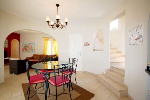 Chalet de 3 habitaciones en Centro ciudad, Javea / Xàbia en venta - 595.000 € (Ref: 9306633)