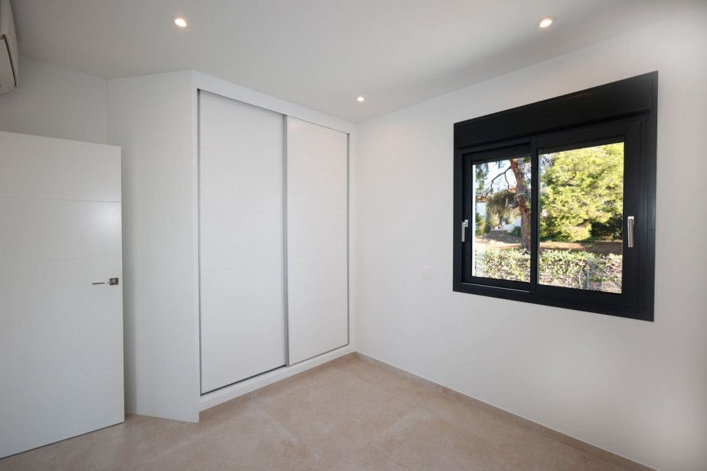 Chalet de 4 habitaciones en Calpe / Calp en venta - 840.000 € (Ref: 9382058)