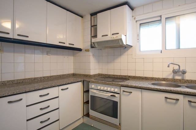 3 bedroom Apartment for sale in Centro Urbano, Dénia - € 164,000 (Ref: 9382062)